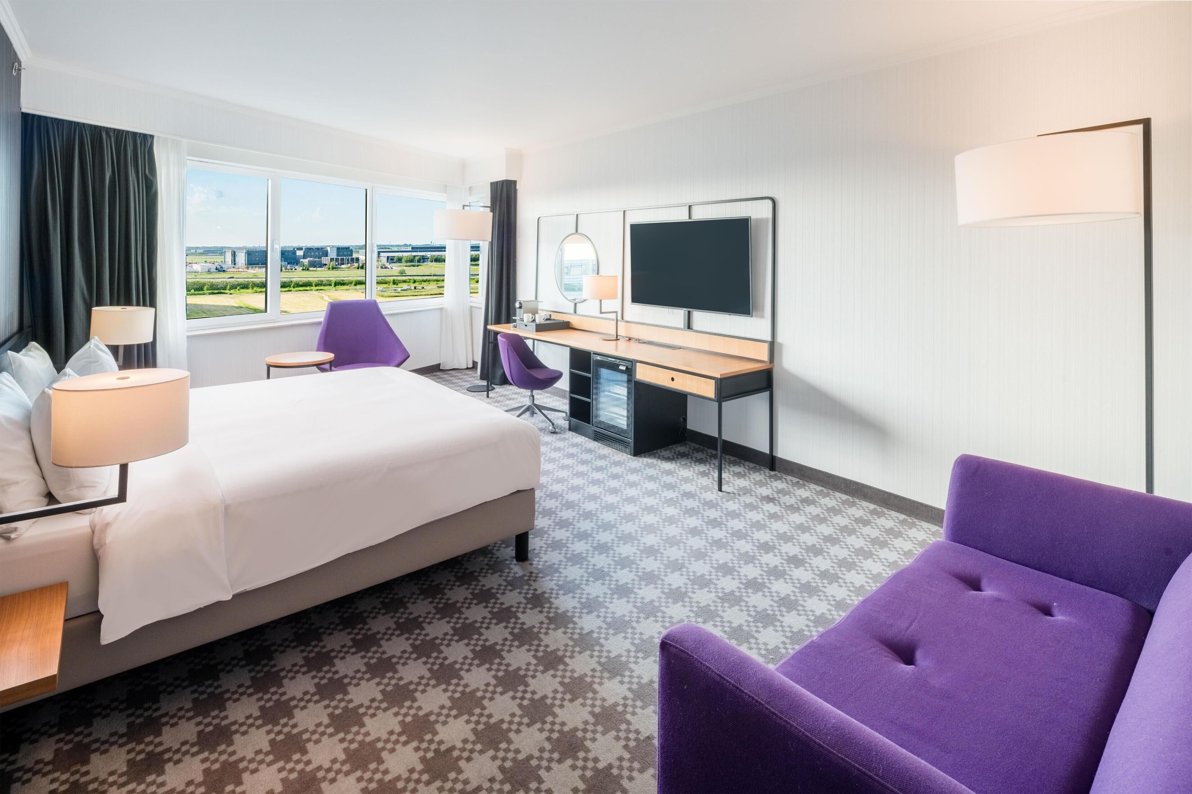 Suite junior | Ropa de cama hipoalergénica y minibar 