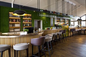Snack bar
