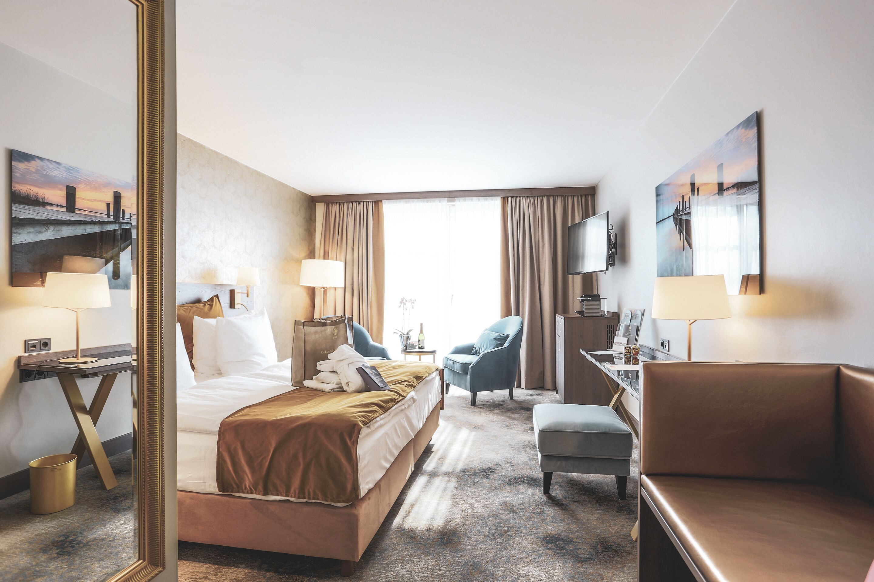 premium bedding, minibar, in-room safe, individually decorated