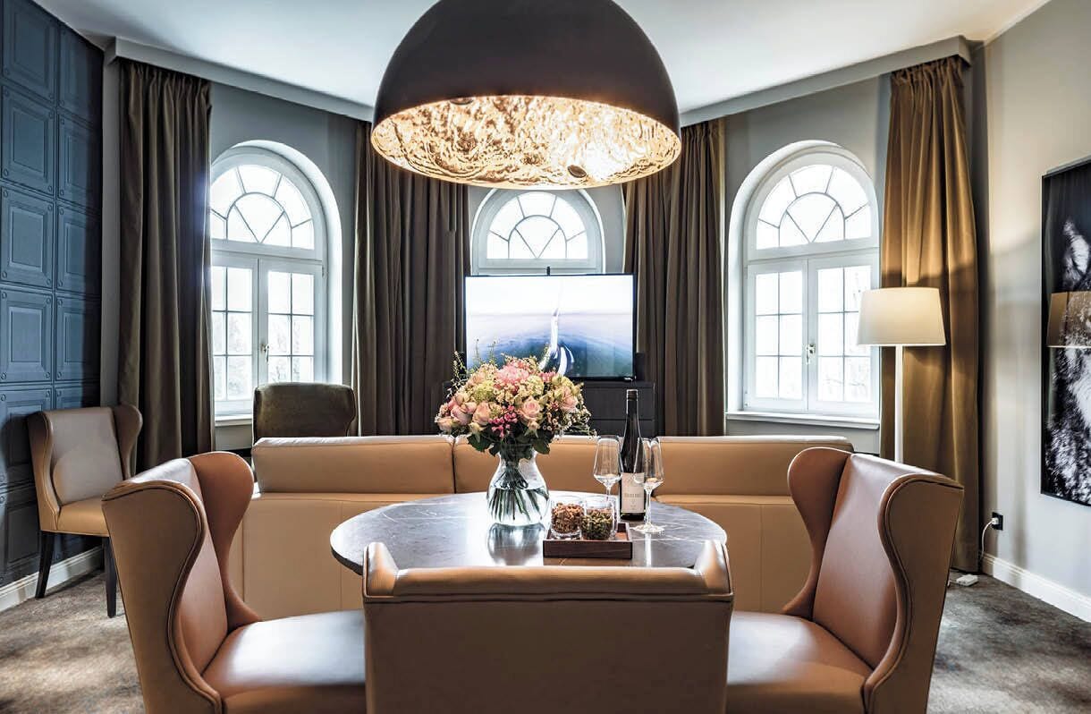 Tower Suite | Premium bedding, minibar (free items), in-room safe, desk