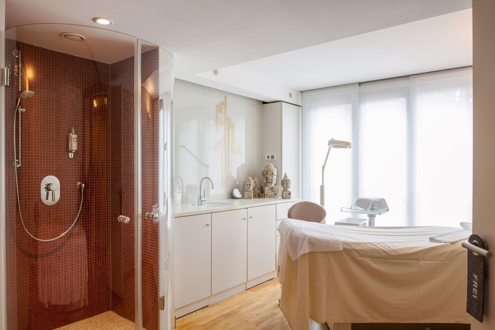 Hotel Esplanade Resort & Spa by null