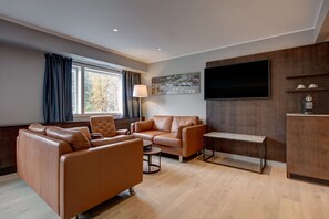 Allergikerbettwaren, Schreibtisch, schallisolierte Zimmer