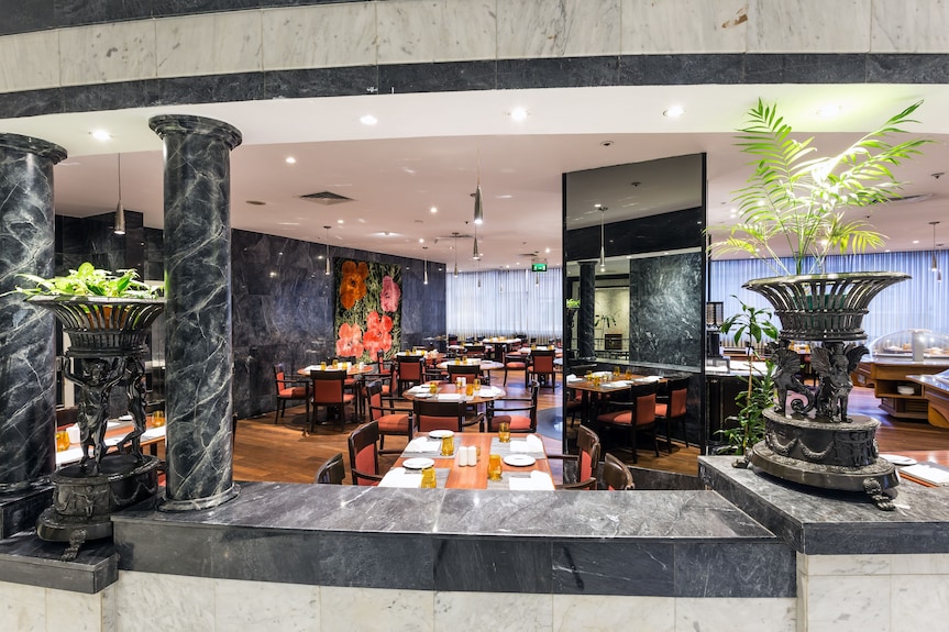 Radisson Blu Hotel, Quận Lisbon | Hotels.com Image hình ảnh hình ảnh hình ảnh hình ảnh hình ảnh hình ảnh hình ảnh Edmilson - Radisson Blu Hotel, Quận Lisbon | Hotels.com