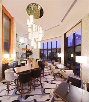 Executive lounge - Grand Millennium Hotel Kuala Lumpur (Kuala Lumpur)