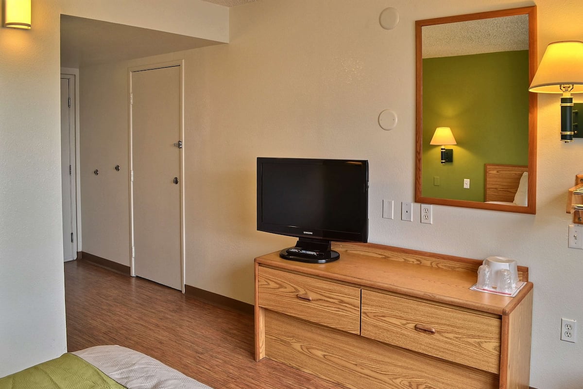 Wifi gratis y ropa de cama