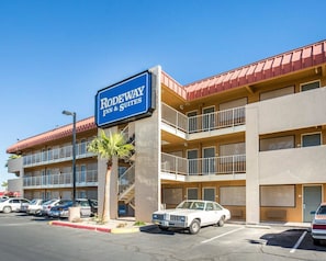 Exterior - Rodeway Inn & Suites Needles (Needles)