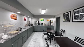 Dagelijks continentaal ontbijt inbegrepen