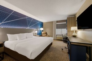 高級寢具、羽絨被、舒適加層、書桌