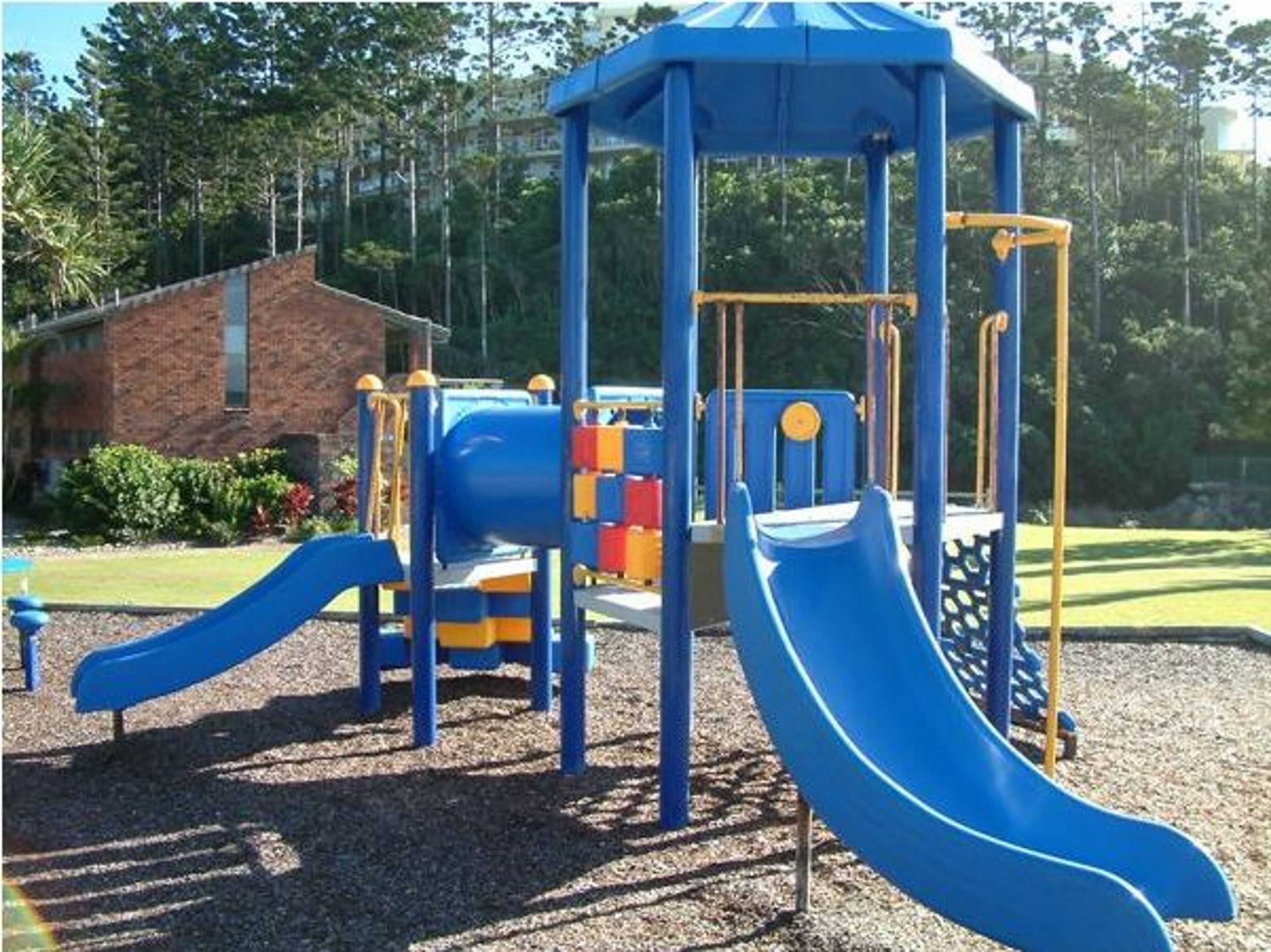 children’s play area – outdoor