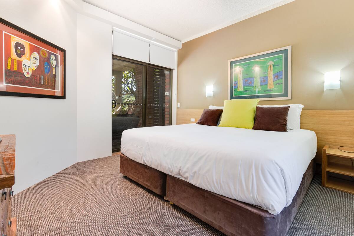 3 Bedrooms Beach House | Iron/ironing board (on request)