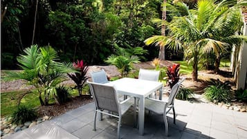 Executive Suite, 1 Bedroom, Kitchen | Terrace/patio