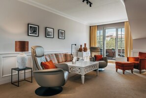 Suite – standard | Sengetøy av topp kvalitet, minibarvarer (inkludert) og safe på rommet