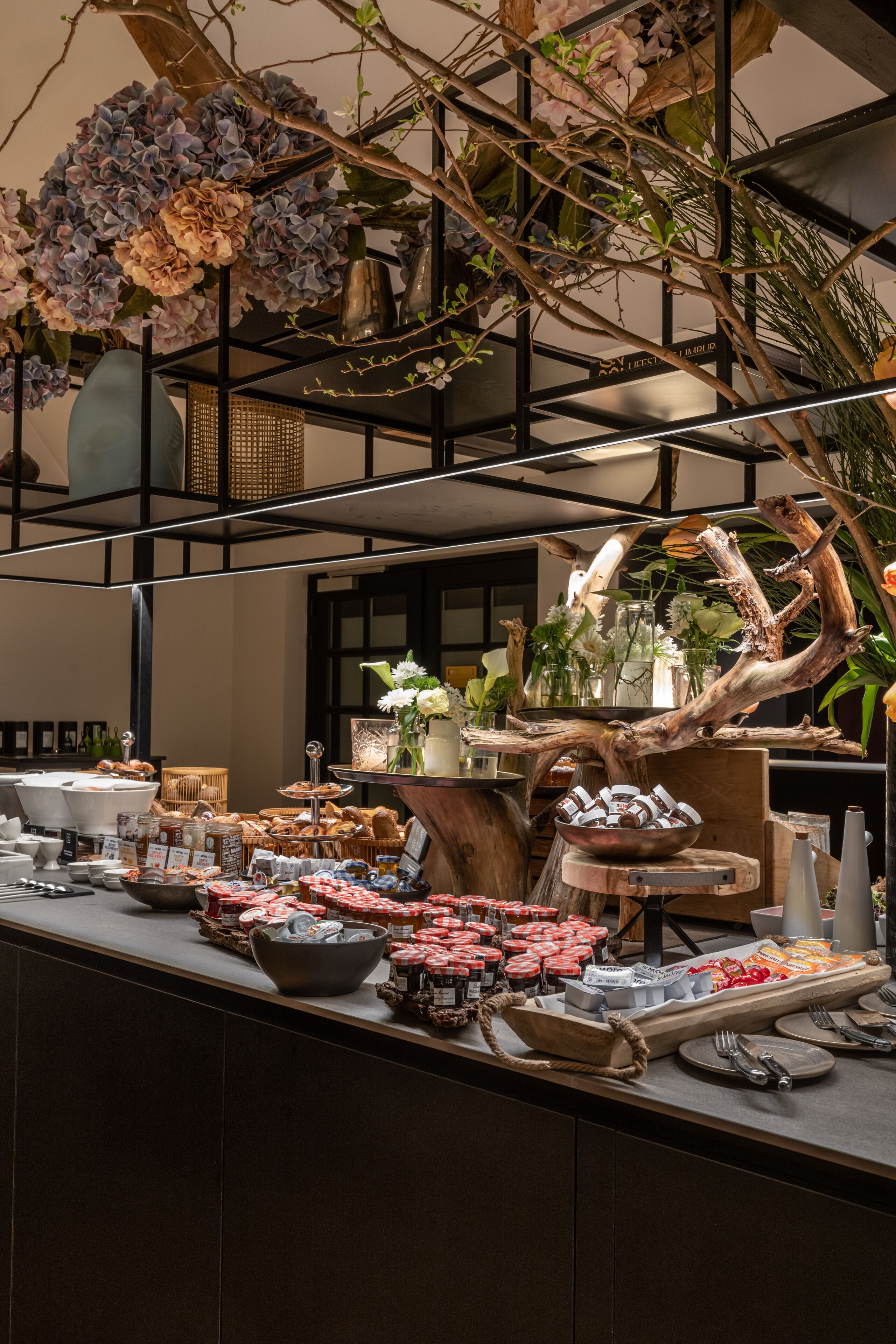 daily buffet breakfast (eur 45.00 per person)