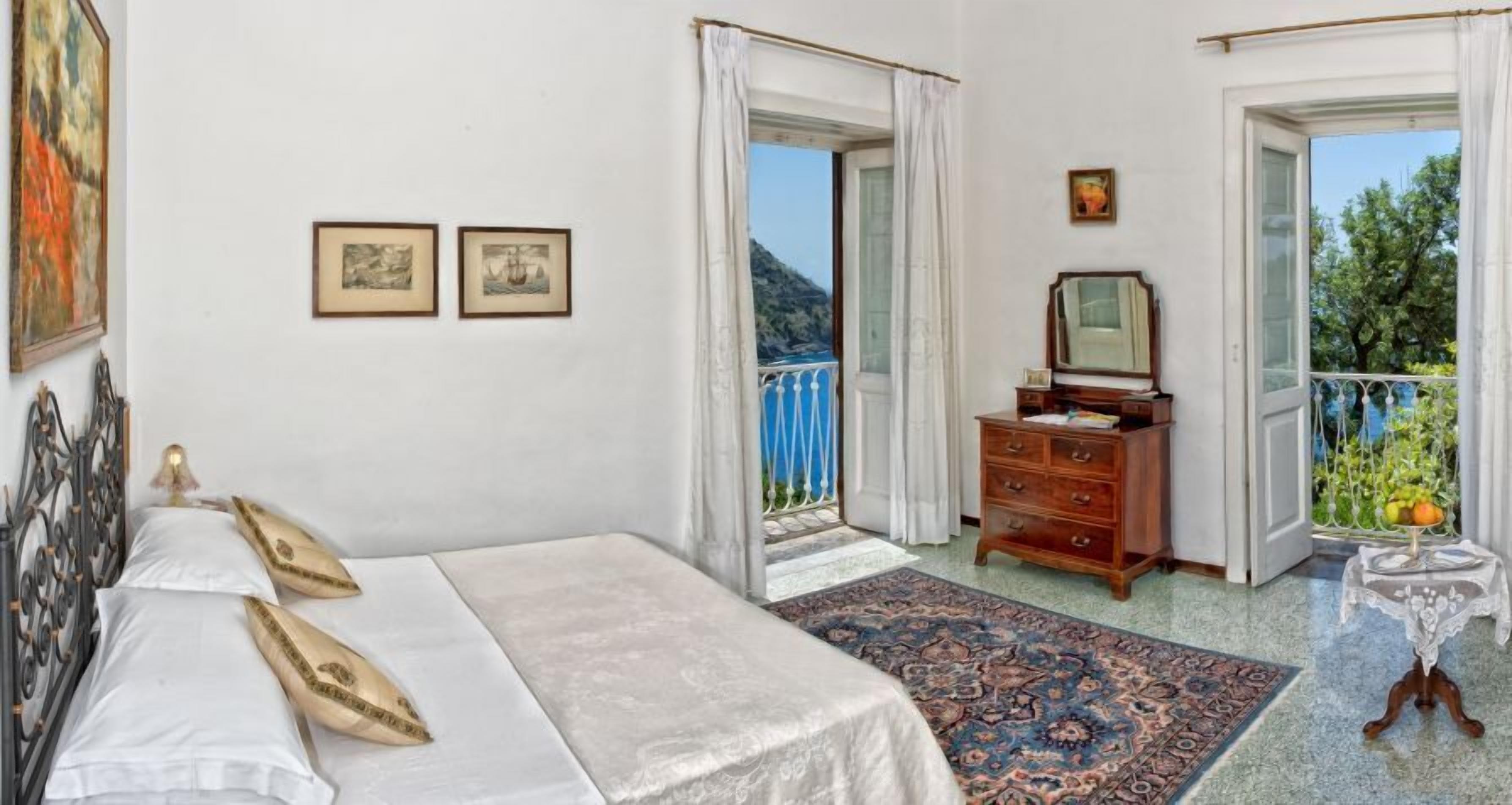 classic double or twin room, sea view | premium bedding, minibar, in-room safe, individually decorated