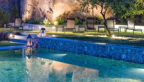 Outdoor pool, pool loungers