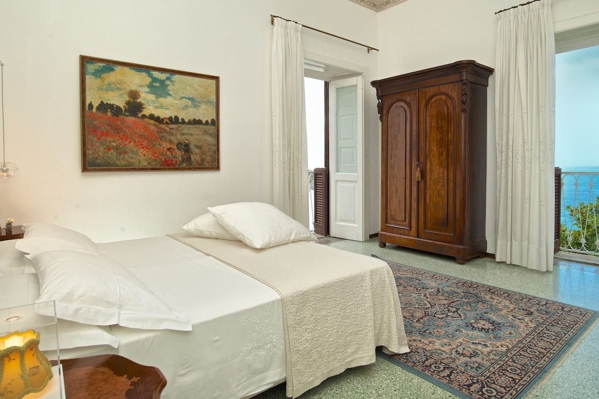 classic double or twin room, sea view | premium bedding, minibar, in-room safe, individually decorated