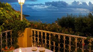 Vue depuis lâhĂ©bergement