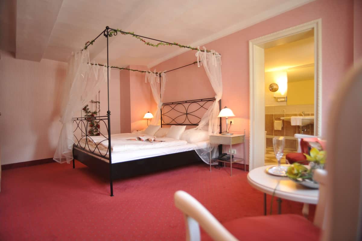 hypo-allergenic bedding, minibar, in-room safe, individually decorated