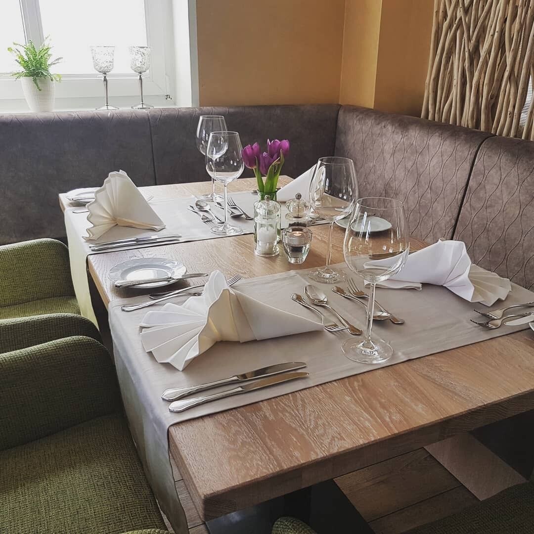 breakfast, lunch, dinner served; regional cuisine, al fresco dining