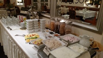 Free breakfast