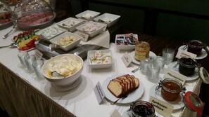 Free breakfast