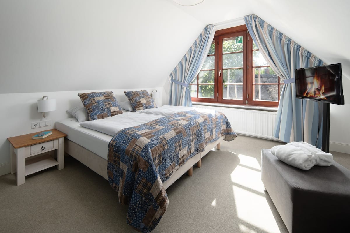 Loft (Comfort) | Ropa de cama de alta calidad, escritorio, wifi gratis y ropa de cama