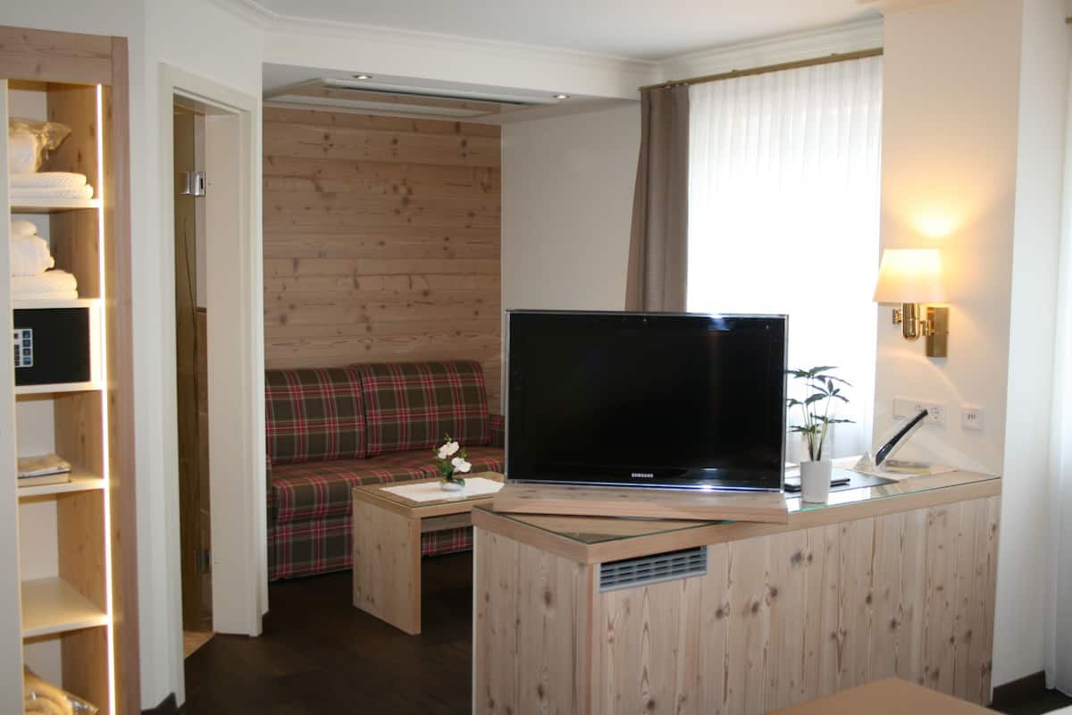 comfort double room | hypo-allergenic bedding, desk, laptop workspace, blackout curtains