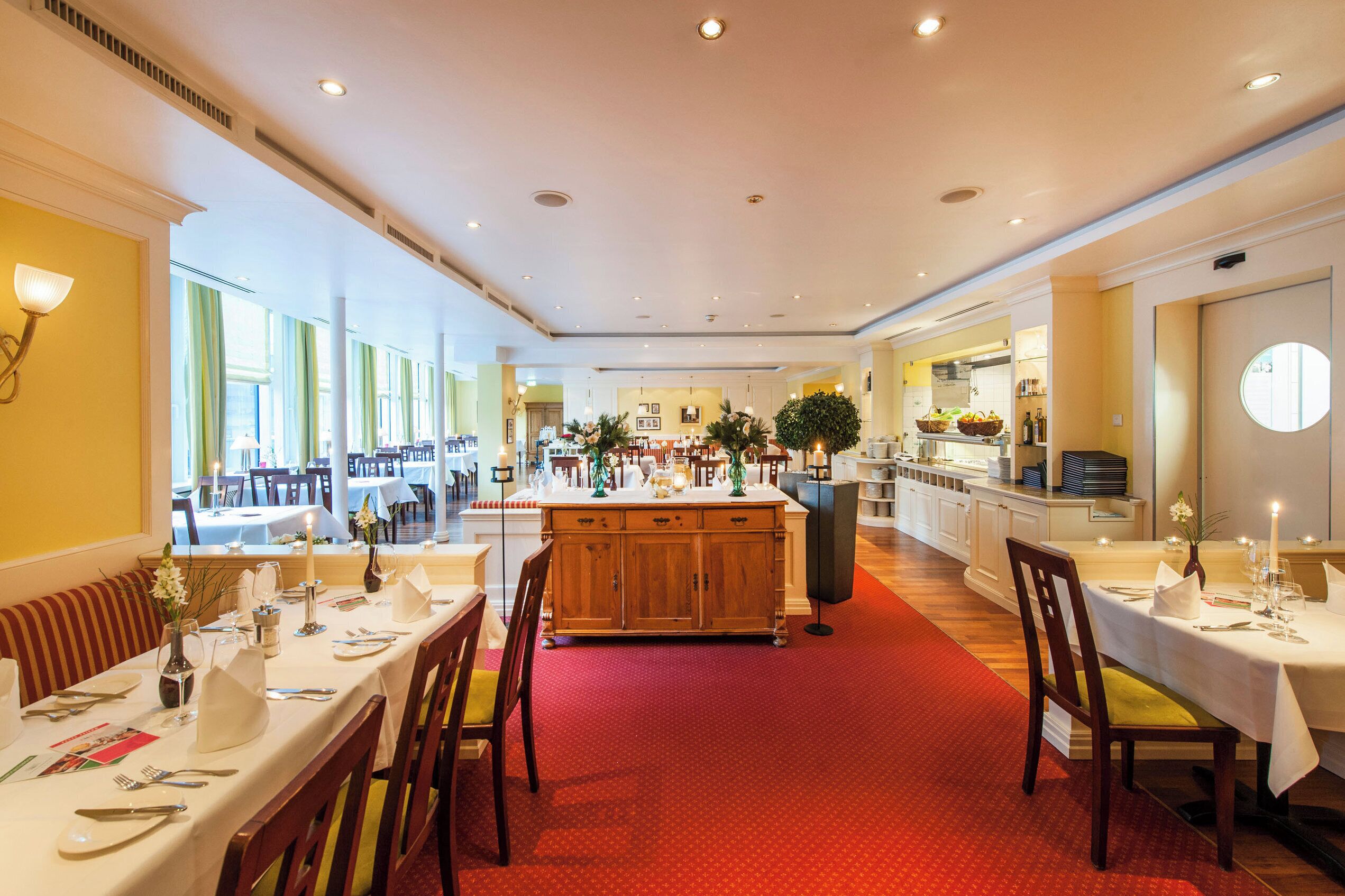 daily buffet breakfast (eur 24 per person)