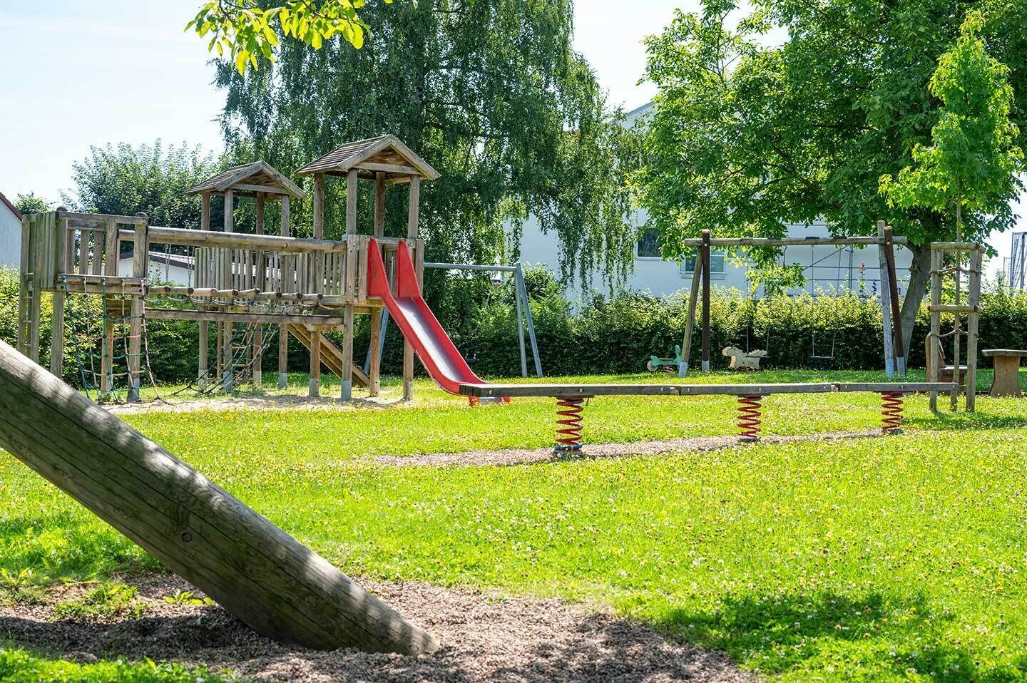 Außen-Kinderspielplatz