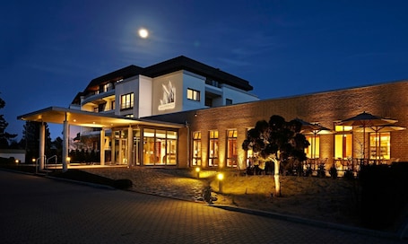 Façade de l’hébergement. AALERNHÜS hotel & spa
