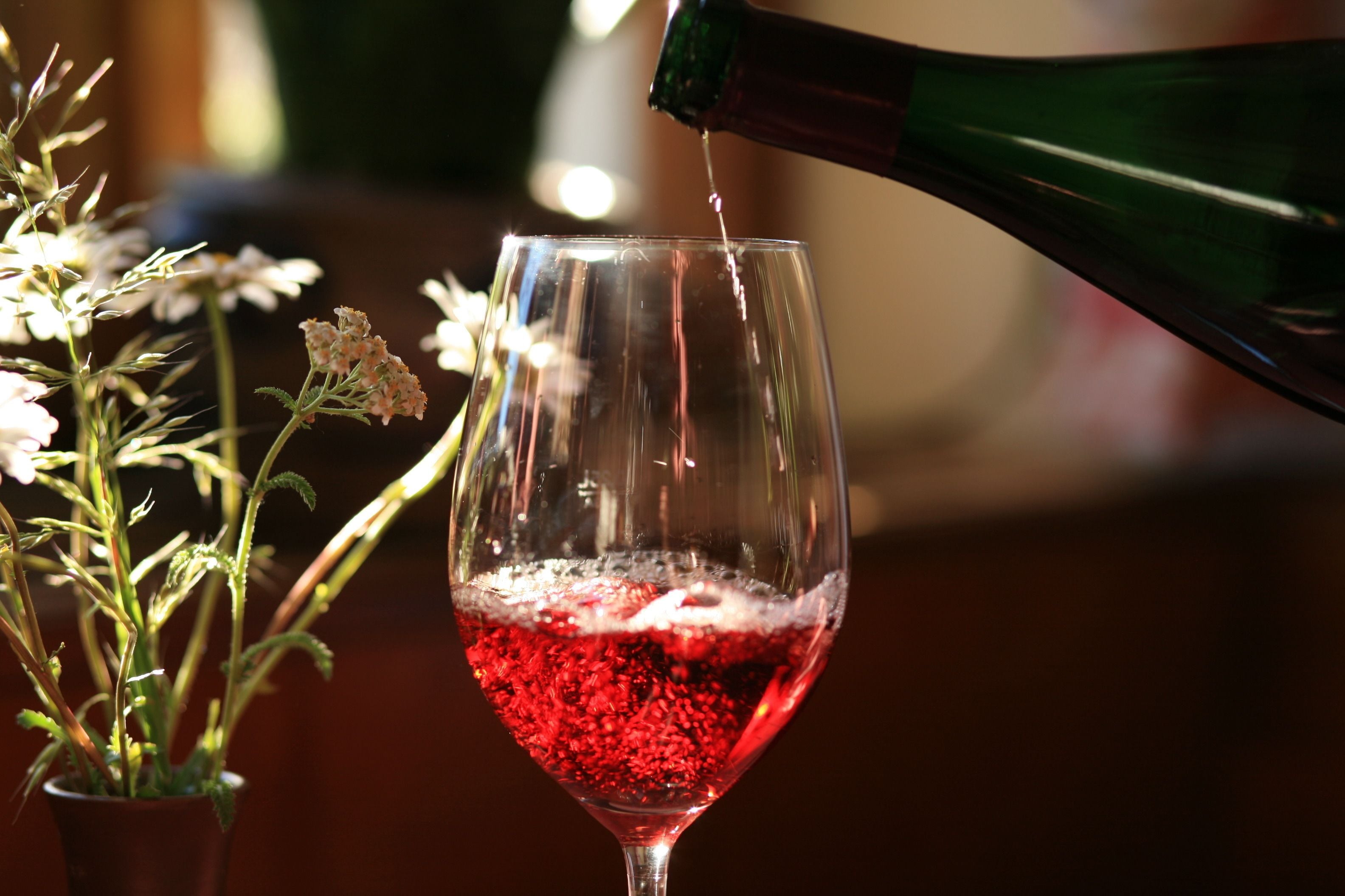 breakfast, lunch, dinner served; regional cuisine