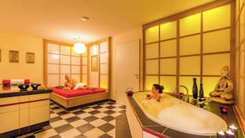 Sauna, steam room, body treatments, hydrotherapy, aromatherapy