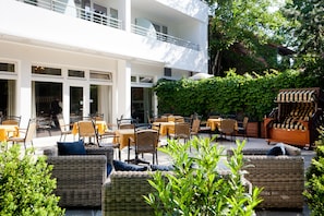 Sundeck