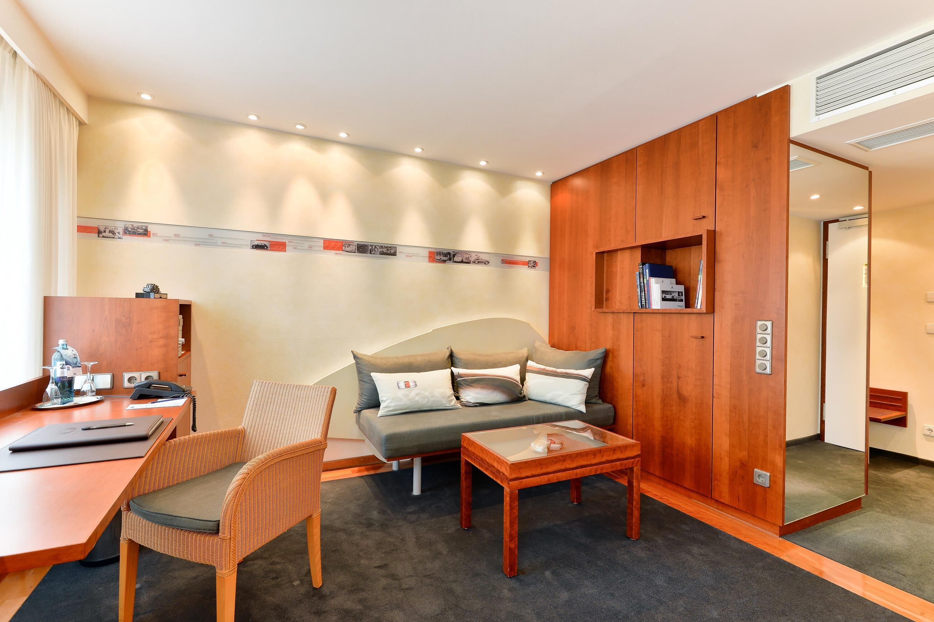 apartment (theme) | living area | tv