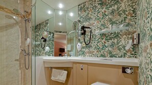 Comfort-Doppelzimmer | Badezimmer