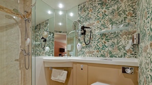 Comfort-Doppelzimmer | Badezimmer