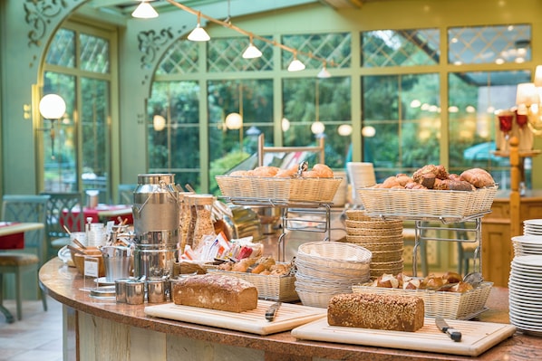 Dagelijks ontbijtbuffet inbegrepen