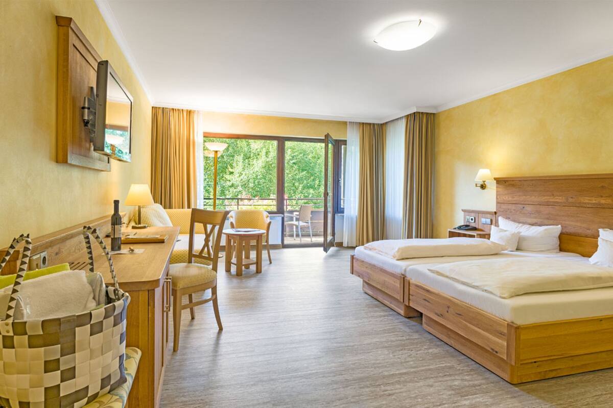 comfort double room | hypo-allergenic bedding, minibar, in-room safe, individually decorated