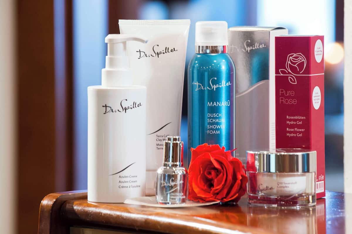 1 bedroom, hypo-allergenic bedding, individually decorated