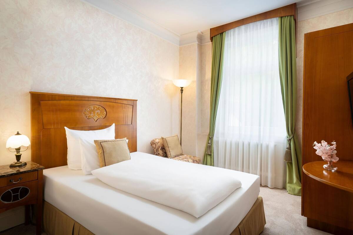 Standard Room, 1 Single Bed | Hypo-allergenic bedding, desk, rollaway beds, free WiFi