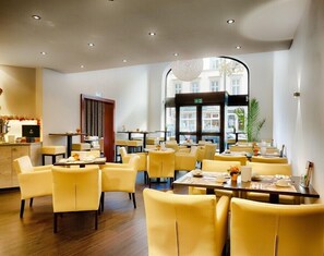 Daily buffet breakfast (EUR 18.00 per person)