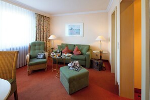 Suite, 1 Schlafzimmer, Nichtraucher | Allergikerbettwaren, Daunenbettdecken, Select-Comfort-Betten, Minibar