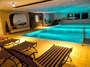 Exercise/lap pool