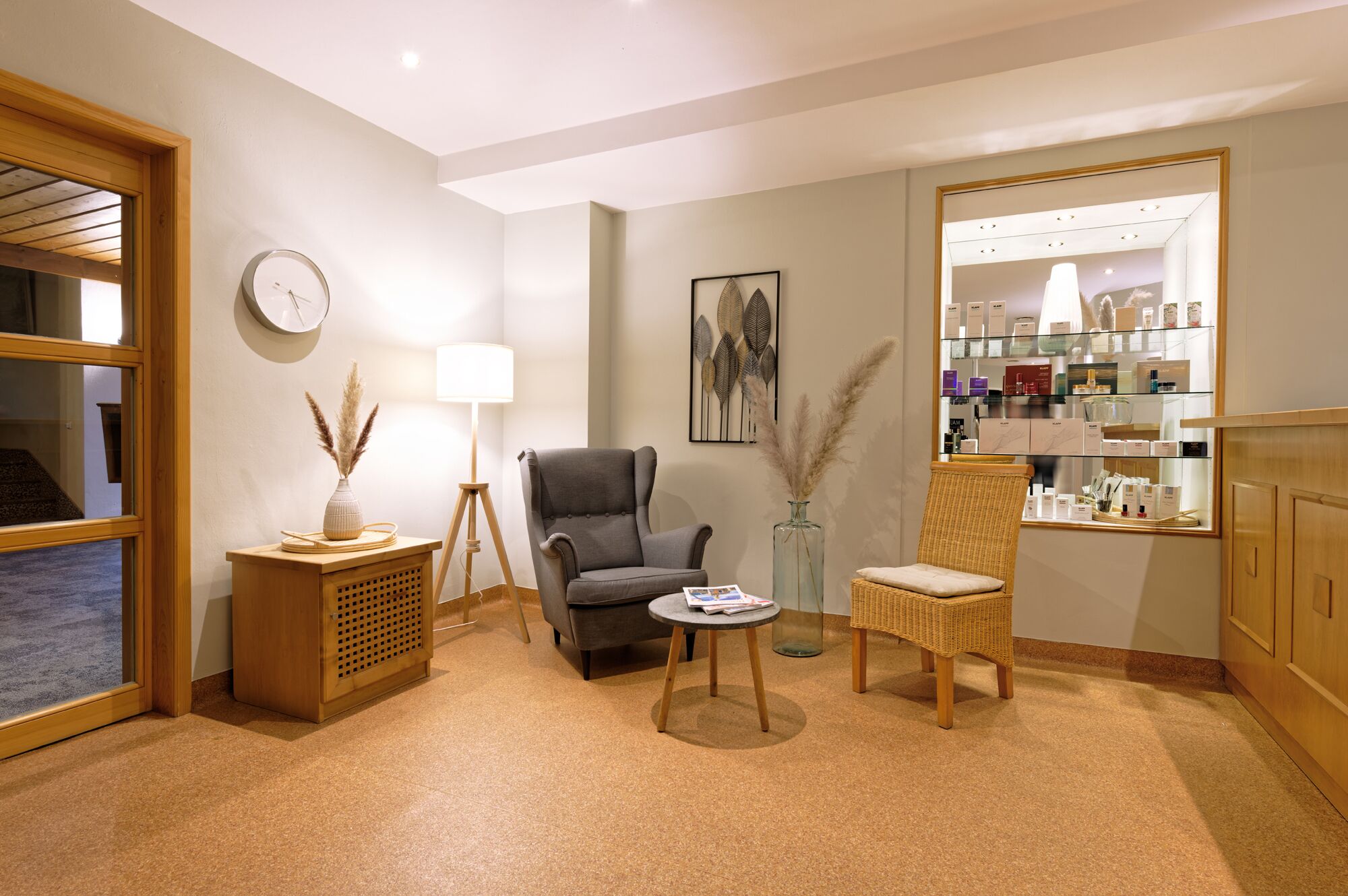 sauna, body treatments, body wraps, body scrubs, facials