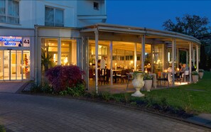 Façade de l’hébergement - soirée/nuit