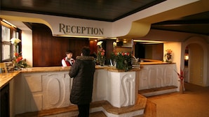 Lobby-Lounge