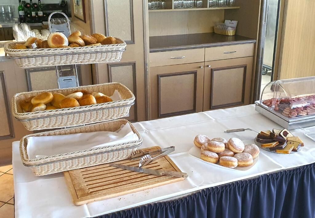 Tägliches inbegriffenes Frühstücksbuffet