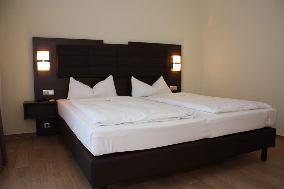 Minibar, desk, laptop workspace, blackout curtains