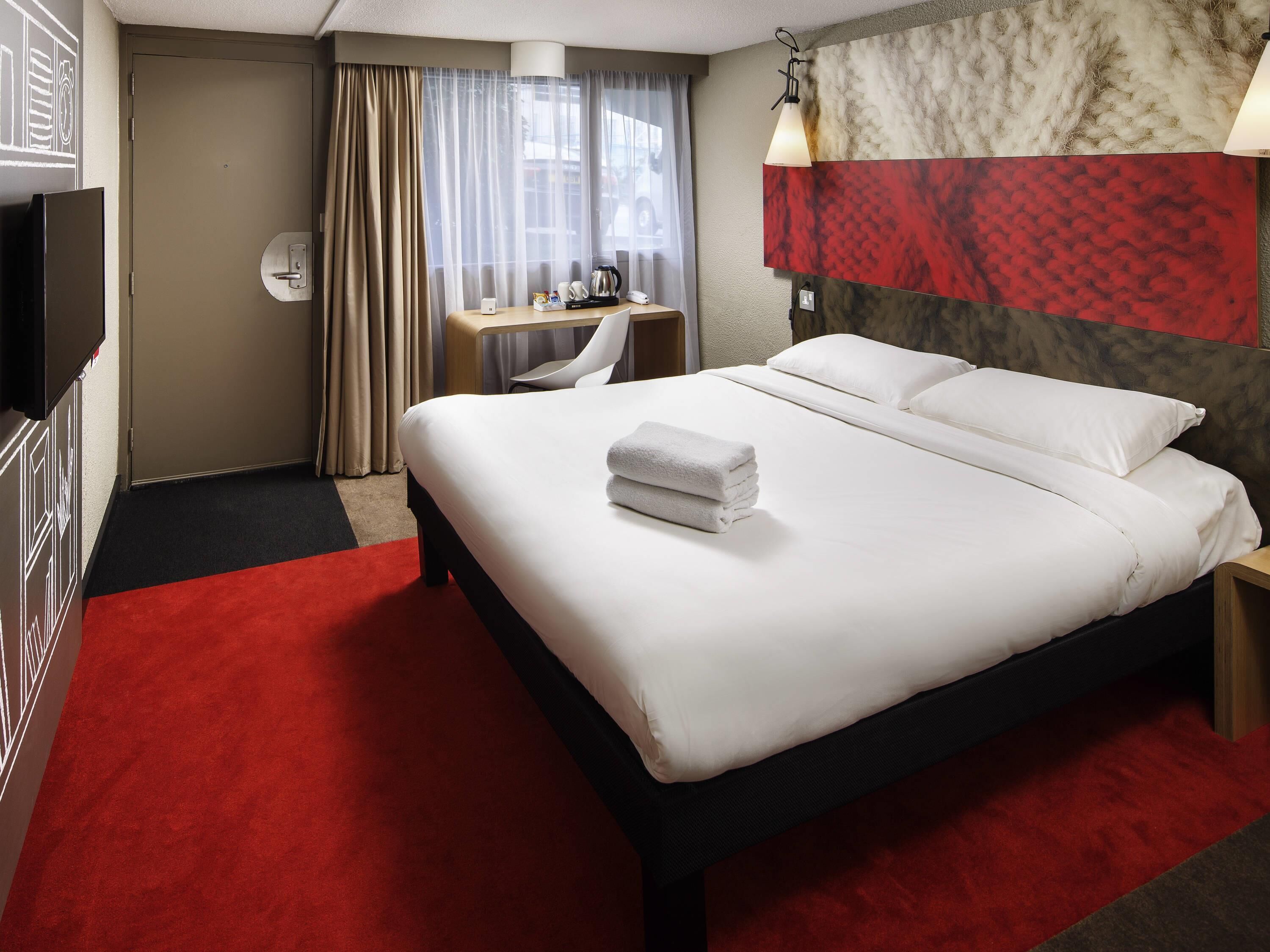 双人房, 1 张双人床 | 办公桌、遮光窗帘、免费婴儿床、免费 WiFi