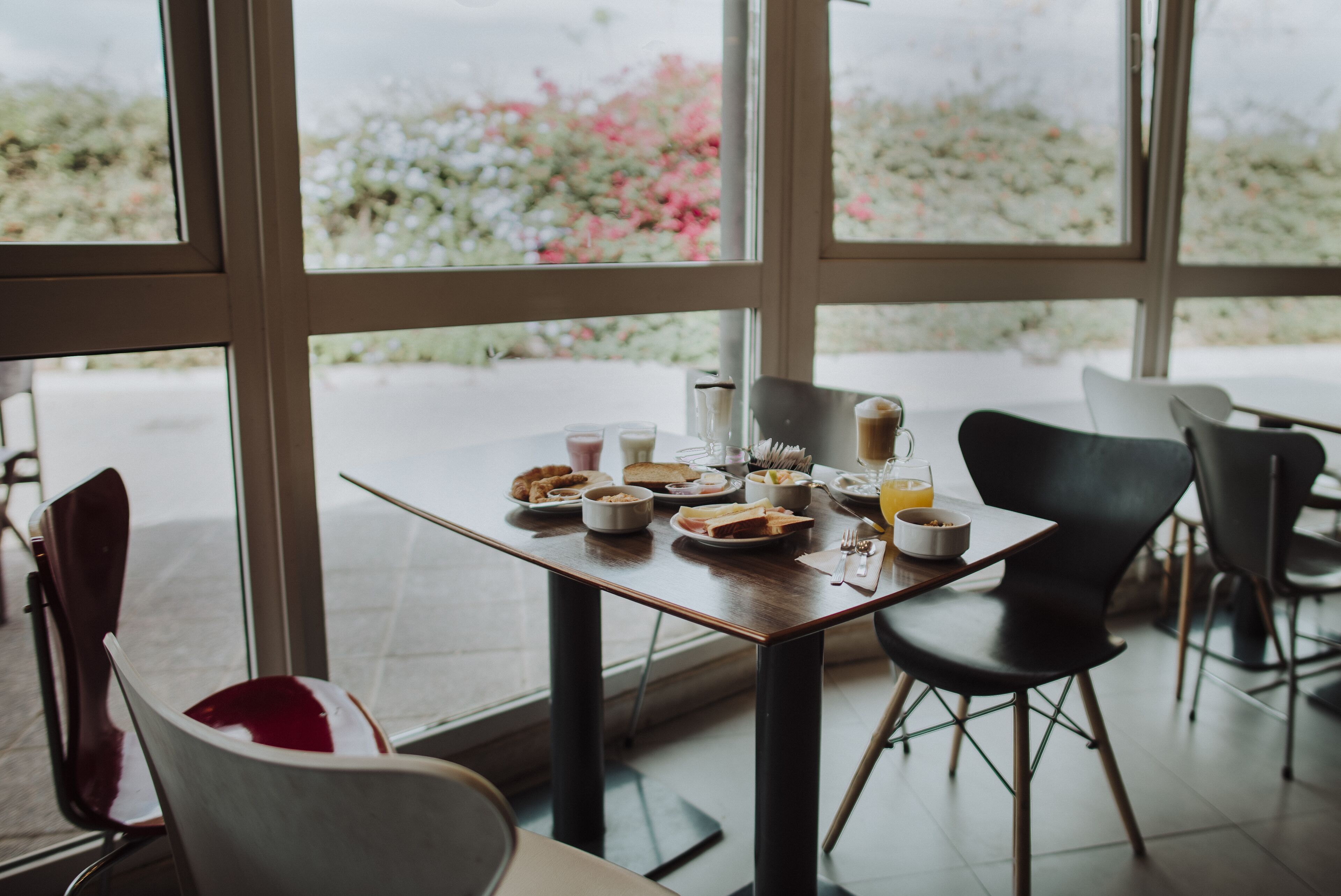 21-吋電漿電視、有線頻道、電視